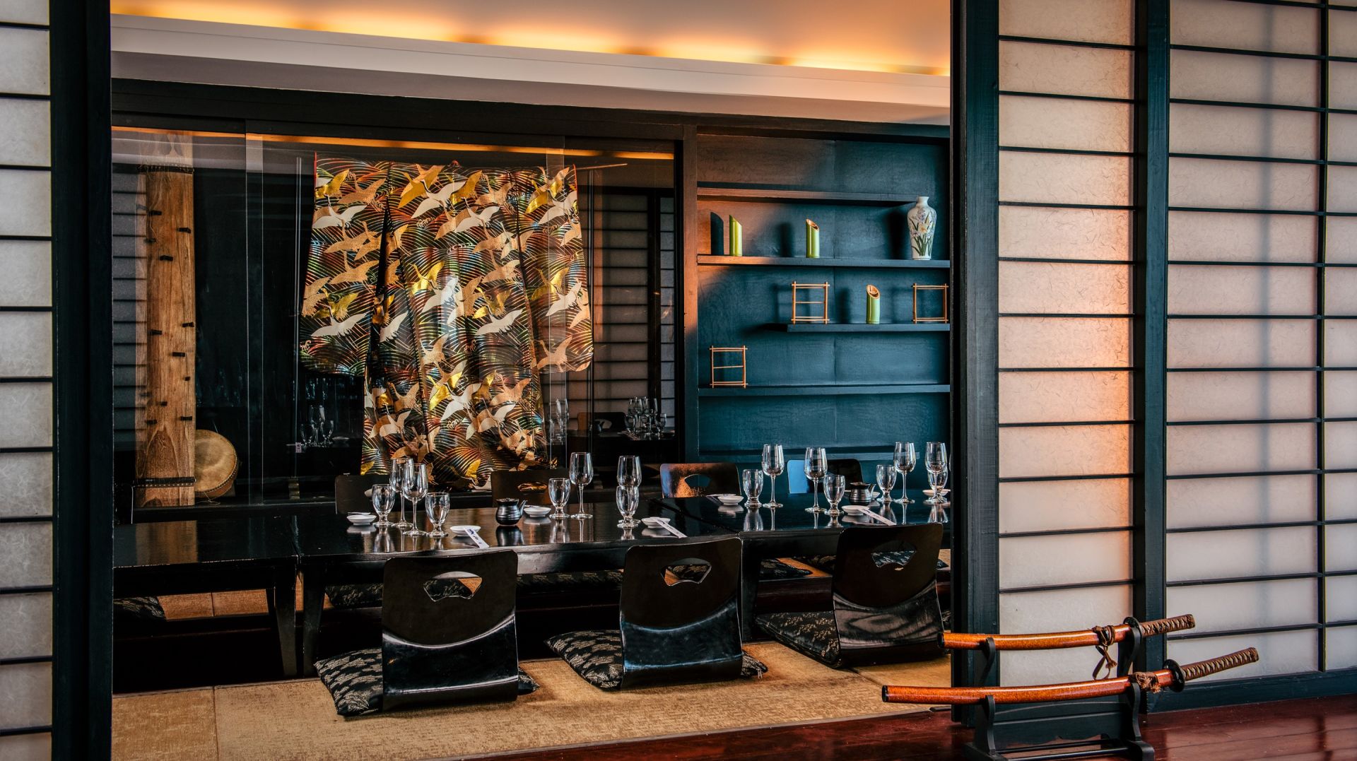 crane amenity restaurant